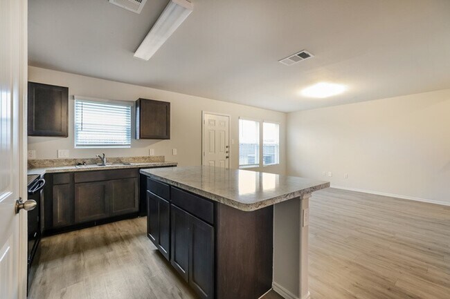 21502 Kimro Ln in Houston, TX - Building Photo - Building Photo