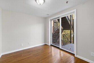 513 Monroe St in Hoboken, NJ - Building Photo - Building Photo