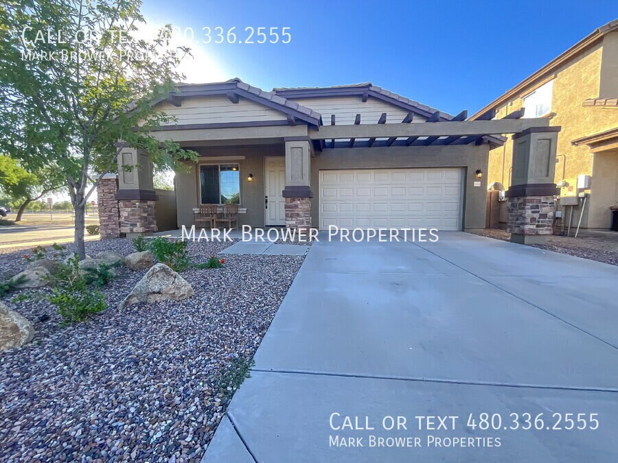 21938 S 215th St in Queen Creek, AZ - Building Photo