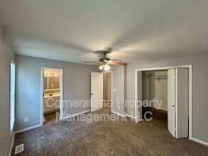 2324 Ranch St in Lawrence, KS - Building Photo - Building Photo