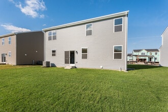 513 Carter Ave in Oswego, IL - Building Photo - Building Photo