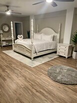 16541 S Oleander Dr in Ft. Myers, FL - Building Photo