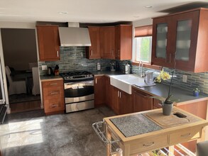 6852 S High St in Centennial, CO - Building Photo - Building Photo