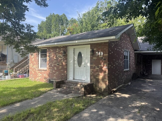 property at 2789 Sheldon Dr