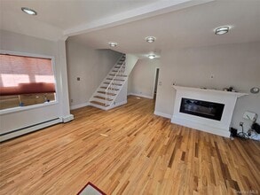 492A Cornell Ave in Rockville Centre, NY - Building Photo - Building Photo