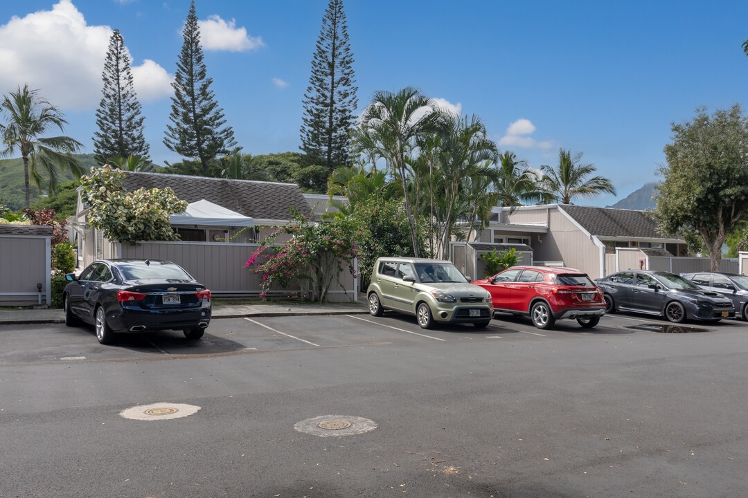 Yacht Club Terrace in Kaneohe, HI - Building Photo