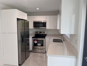 21226 SW 119th Ave in Miami, FL - Building Photo - Building Photo