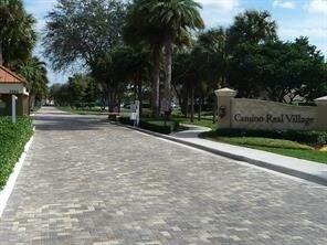 5800 Camino Del Sol in Boca Raton, FL - Foto de edificio