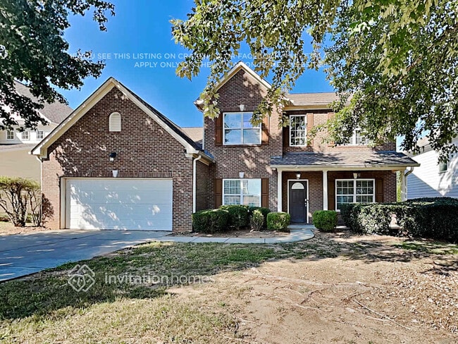 property at 610 Applegate Ln