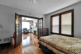 1040 Art Hill Pl, Unit 1038 1F in St. Louis, MO - Foto de edificio - Building Photo