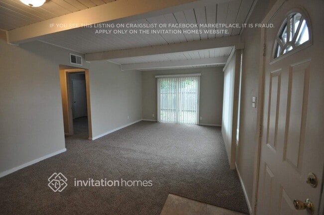 402 Tregaskis Ave in Vallejo, CA - Foto de edificio - Building Photo