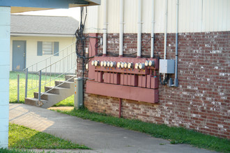 Foothills Crossing Apartments in Maryville, TN - Building Photo - Building Photo