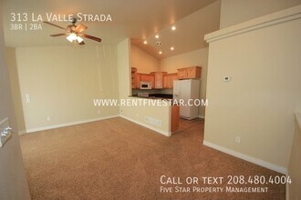 313 La Valle Strada in Pocatello, ID - Building Photo - Building Photo