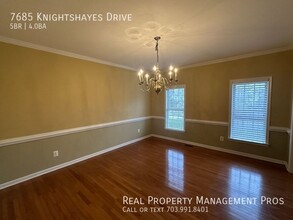 7685 Knightshayes Dr in Manassas, VA - Building Photo - Building Photo