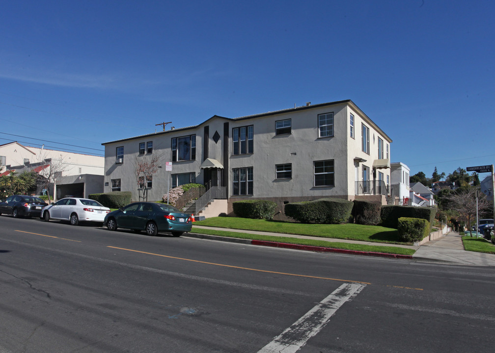 1956 N Commonwealth Ave in Los Angeles, CA - Building Photo