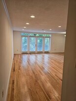 120 Alden Ave NW, Unit #2F in Atlanta, GA - Building Photo