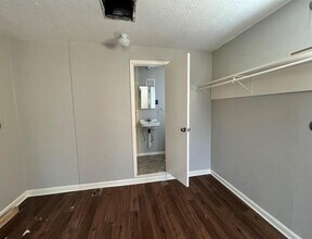 914 Elton St in Houston, TX - Building Photo - Building Photo