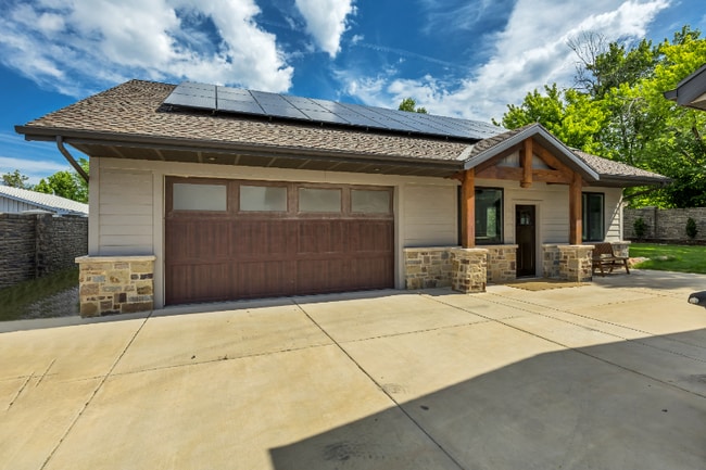 2435 E Lambourne Ave in Salt Lake City, UT - Building Photo - Building Photo