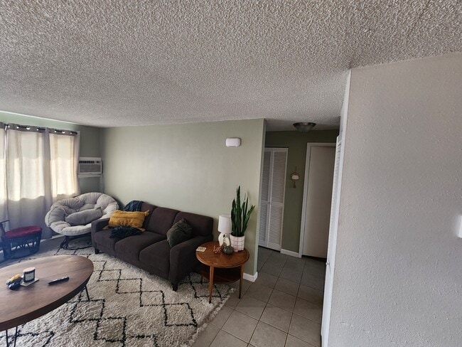 525 W Twilight Ct in Coeur d'Alene, ID - Foto de edificio - Building Photo