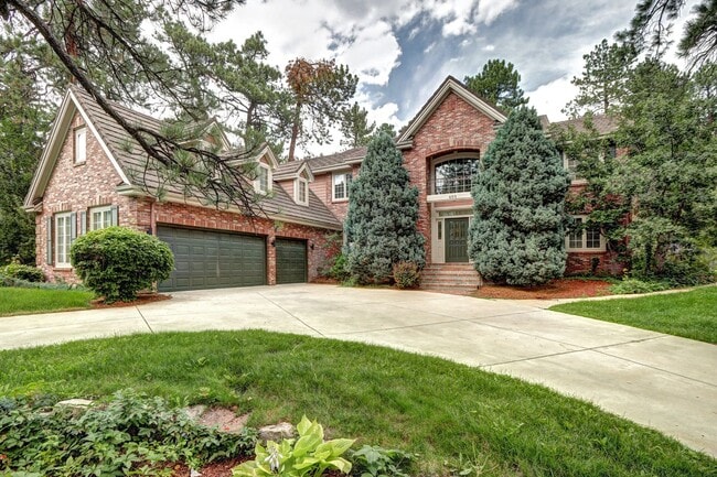property at 466 Lorraway Dr