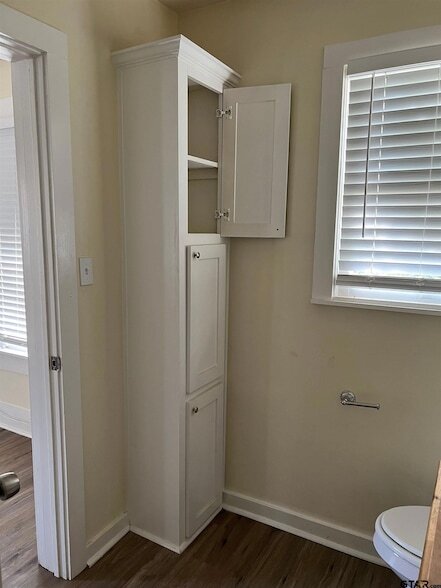 1005 S Donnybrook Ave in Tyler, TX - Building Photo - Building Photo