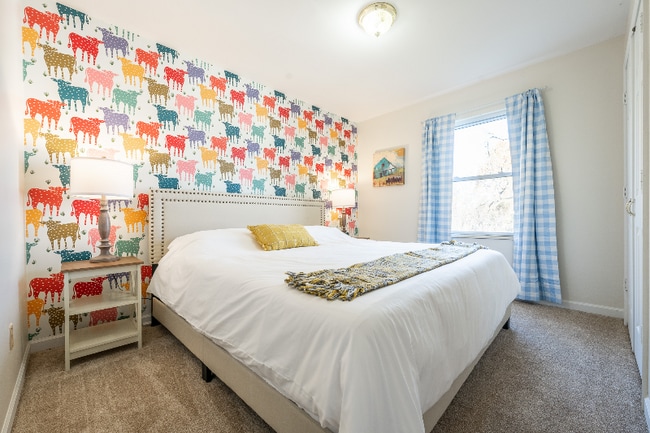 property at 1310 S Woodlawn Ave