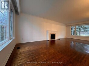 93 Lord Seaton Rd in Toronto, ON - Building Photo - Building Photo