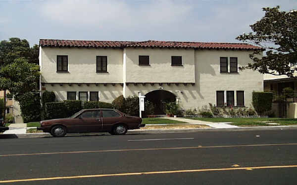 1538 E Wilson Ave in Glendale, CA - Building Photo