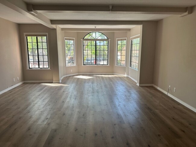 property at 1641 Mission Dr