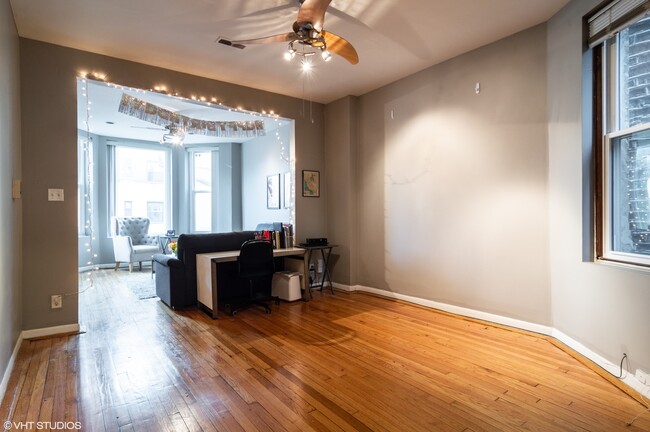 3556 N Wilton Ave in Chicago, IL - Building Photo - Building Photo