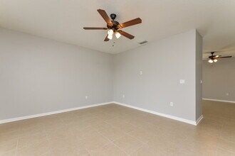 3309 13th St E in Ellenton, FL - Building Photo - Building Photo