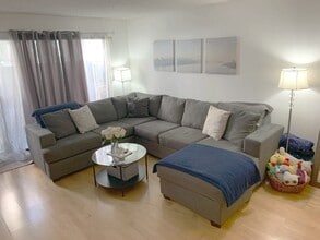 10521 National Blvd, Unit 114 in Los Angeles, CA - Foto de edificio - Building Photo