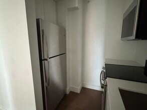 1172 Massachusetts Ave, Unit 409A in Cambridge, MA - Building Photo - Building Photo