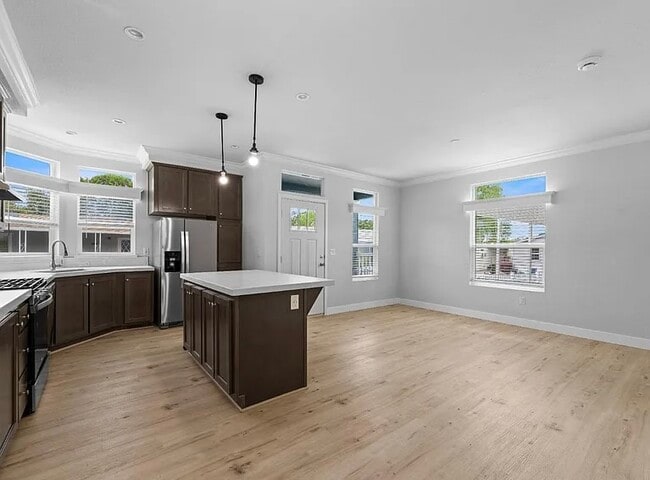 153 Bari Ln in Windsor, CA - Building Photo - Building Photo