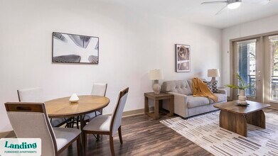 5005 Galleria Dr in Farmers Branch, TX - Building Photo - Building Photo