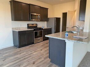 13638 Logan Pass Dr in Ponder, TX - Building Photo - Building Photo
