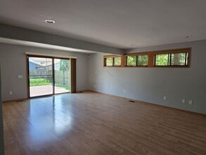 1039 Cobalt St in Waterford Township, MI - Building Photo - Building Photo