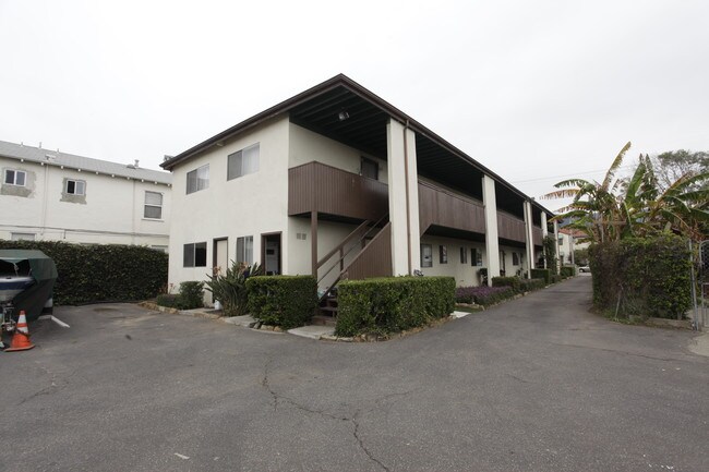 318 S Voluntario St in Santa Barbara, CA - Building Photo - Building Photo