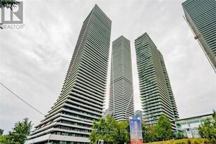 30 Shore Breeze Dr in Toronto, ON - Building Photo