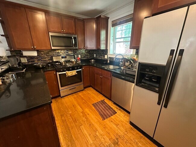 6 Forest St in Boston, MA - Building Photo - Building Photo