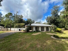 3322 NW 39th Ter in Gainesville, FL - Building Photo