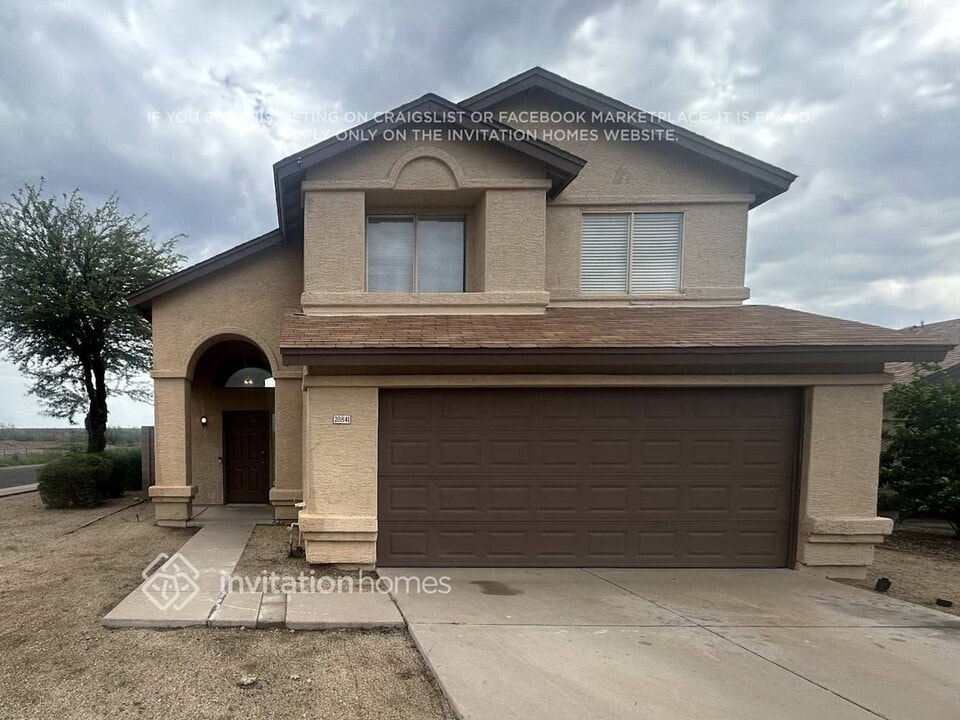 20841 N 3rd Ave in Phoenix, AZ - Foto de edificio