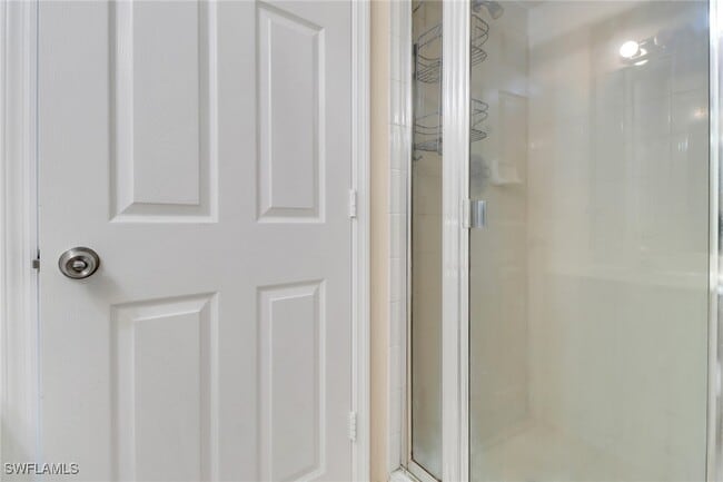 property at 1096 Woodshire Ln