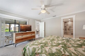 551 Beachwalk Cir in Naples, FL - Building Photo - Building Photo