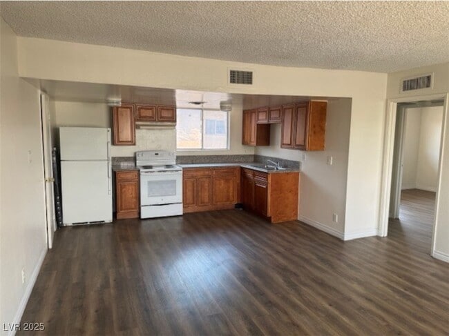 property at 118 Mt Vernon Cir