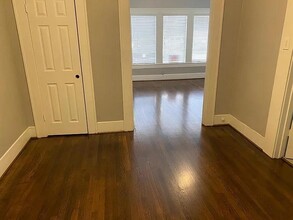 2411 Dunlavy St in Houston, TX - Building Photo - Building Photo