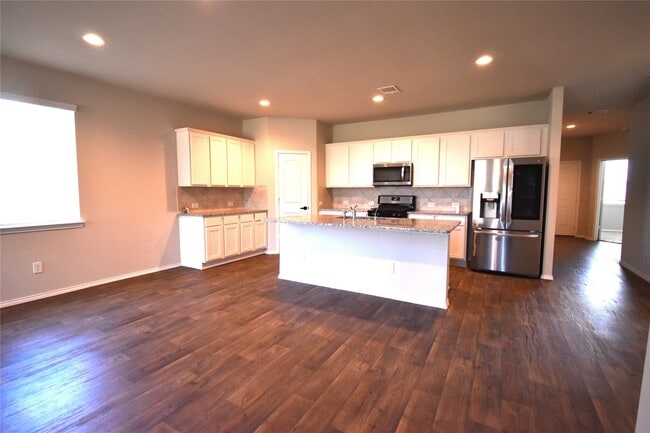 5930 Dovershire Blf Wy in Spring, TX - Building Photo - Building Photo