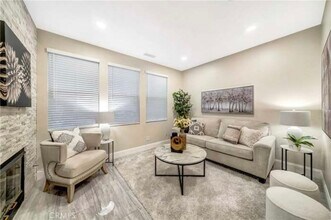 16 Shelburne St, Unit Ladera Ranch in Mission Viejo, CA - Building Photo - Building Photo