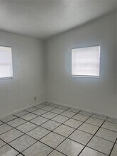 1412 NW 19th Ave in Fort Lauderdale, FL - Building Photo - Building Photo