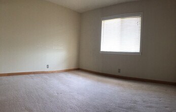 1437 Lansing Ave in San Jose, CA - Foto de edificio - Building Photo